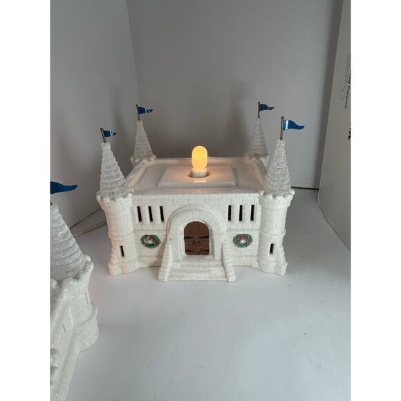 Department 56 Snow Carnival Ice Palace Snow Village lighted building w box - Picture 11 of 13